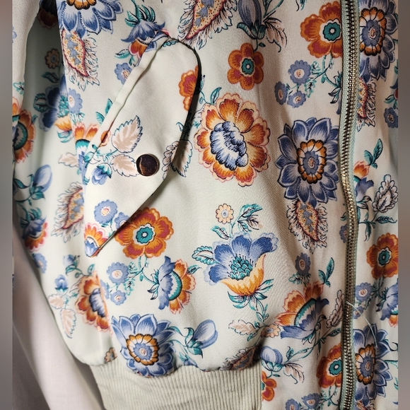 Floral bomber jacket - Picture 3 of 3